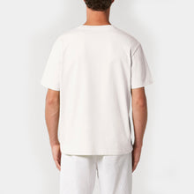 Lade das Bild in den Galerie-Viewer, HUMAN BEING T-Shirt white
