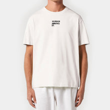 Lade das Bild in den Galerie-Viewer, HUMAN BEING T-Shirt white
