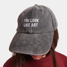 Lade das Bild in den Galerie-Viewer, YOU LOOK LIKE ART Cap
